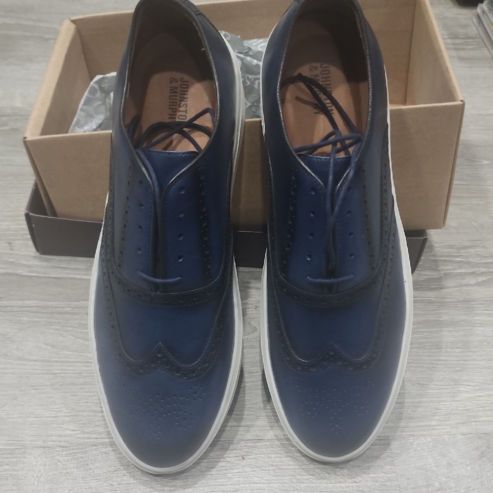 Johnston & Murphy Men's Navy and Black Oxfords